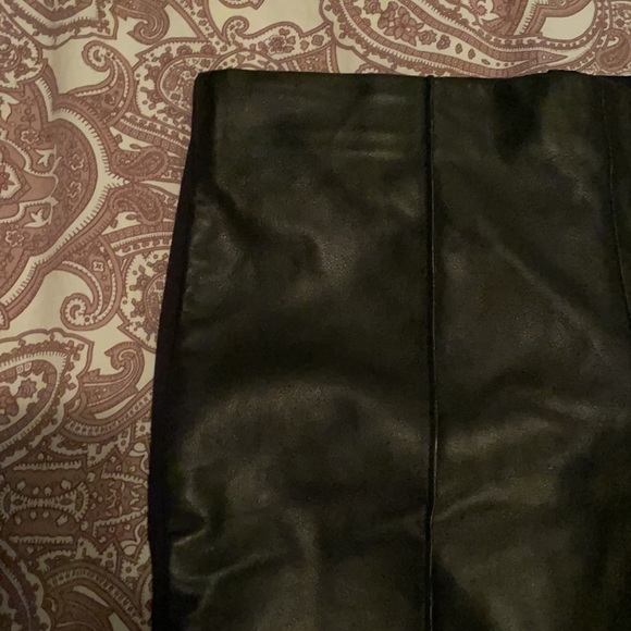 Marciano leather leggings. Mid-rise. Size small. - Picture 4 of 9